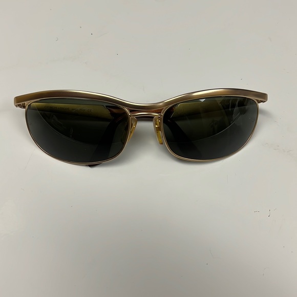 Giorgio Armani gold frame sunglasses gray condition unisex